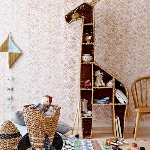 Maison Et Styles Bibliothèques Et étagères Enfant Etagère Girafe 46x25,5x148 Cm En Rotin Naturel 4 Maison Et Styles Bibliothèques Et étagères Enfant Etagère Girafe 46x25,5x148 Cm En Rotin Naturel – Image 2