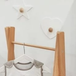 AT4 Bibliothèques Et étagères Enfant Patère En Bois Coeur 8 AT4 Bibliothèques Et étagères Enfant Patère En Bois Coeur -Armoires enfant Soldes patere en bois coeur 1